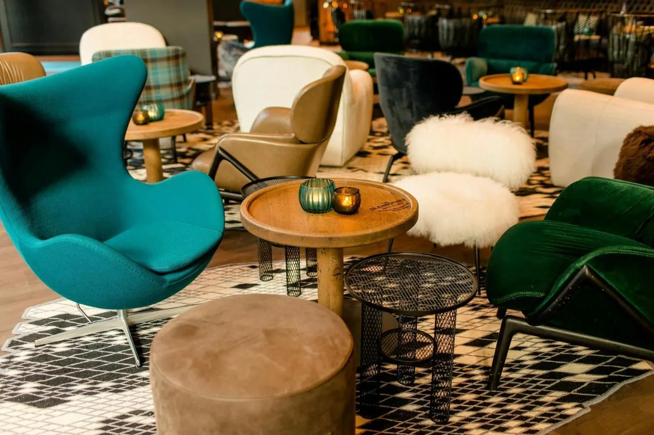 Lounge seating